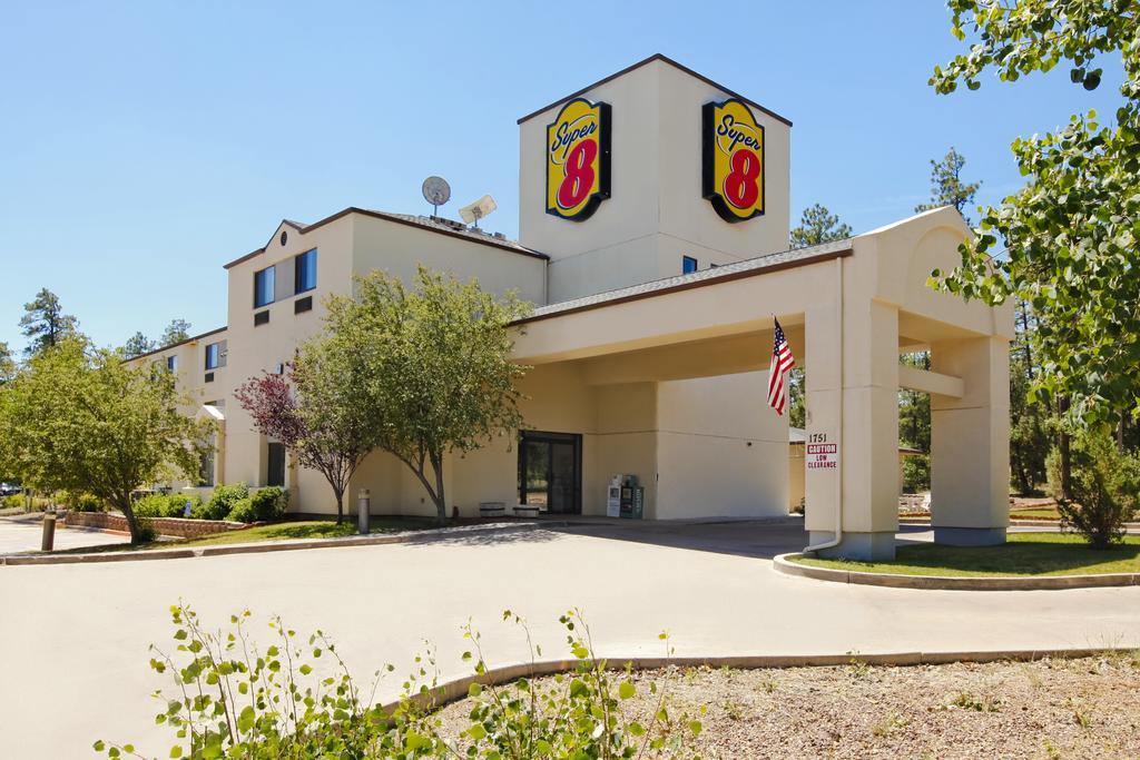 Super 8 By Wyndham שואו לואו מראה חיצוני תמונה